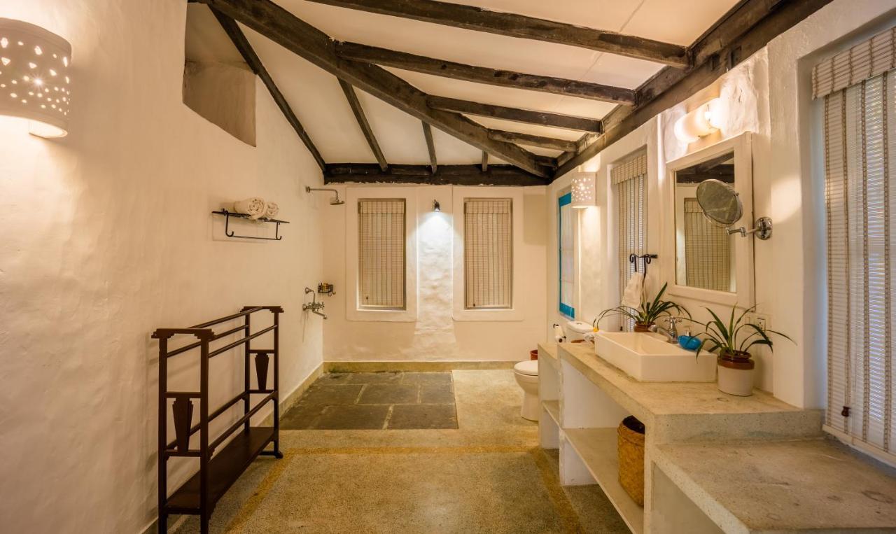 Wildflower Villas - All Villa Hotel, Family Run Candolim Bagian luar foto
